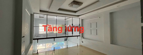 Nhà 7 PN, cho thuê nhà, thuê ngay với giá cực sốc 45 triệu/tháng diện tích chung là 64m2 vị trí tiềm năng Phùng Văn Cung, Phường 7-03