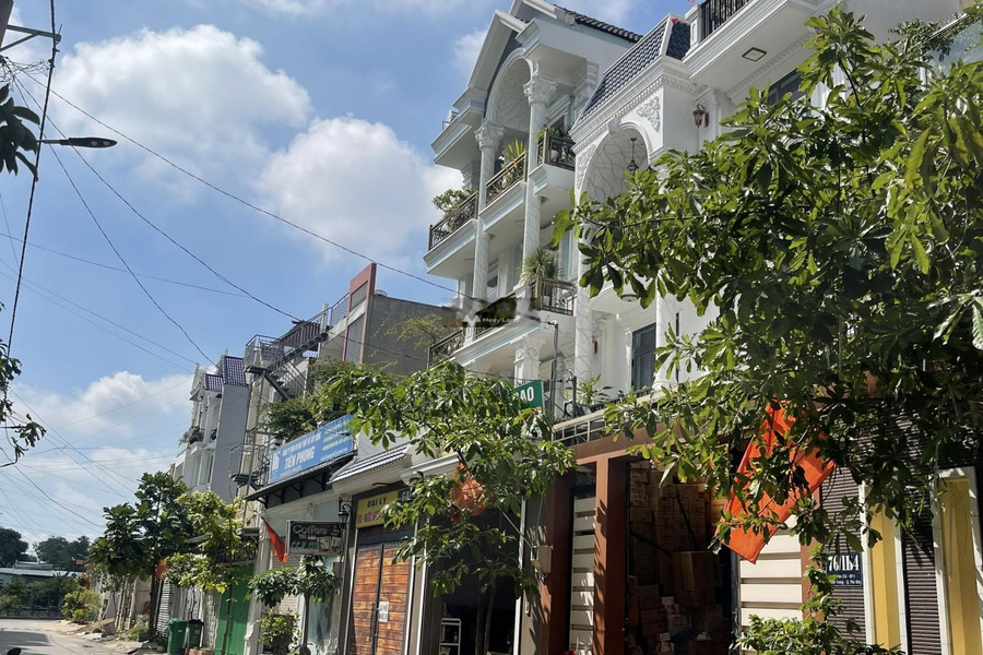 Diện tích 80m2 bán nhà ở vị trí mặt tiền ở Linh Trung, Thủ Đức hướng Nam căn nhà có tổng 4 PN 3 WC vui lòng liên hệ để xem trực tiếp-01