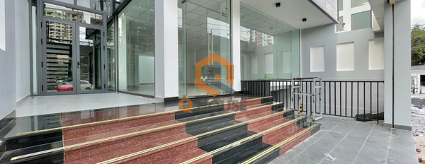Thuê ngay với giá cạnh tranh từ 100 triệu/tháng cho thuê sàn văn phòng gần An Phú, Quận 2 diện tích rộng 200m2-02