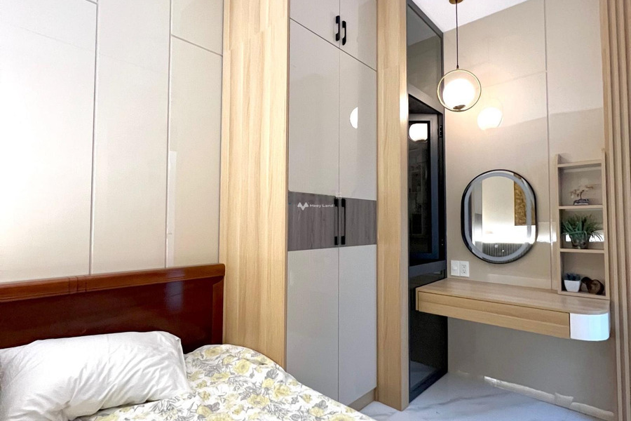 Căn nhà có 1 phòng ngủ, cho thuê nhà, thuê ngay với giá thỏa thuận 8 triệu/tháng diện tích tiêu chuẩn 25m2 tọa lạc ngay Trần Bình Trọng, Hồ Chí Minh-01