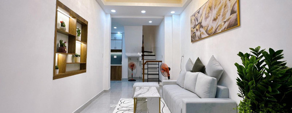 Nhà gồm 4 PN bán nhà ở có diện tích chính 21m2 bán ngay với giá cơ bản 4.35 tỷ vị trí đẹp nằm ở Đinh Tiên Hoàng, Hồ Chí Minh-03