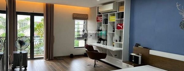 Có diện tích trung bình 126m2, cho thuê nhà ở gần Hà Huy Tập, Tân Phong, trong căn này có 5 phòng ngủ, 5 WC giao thông thuận lợi-02