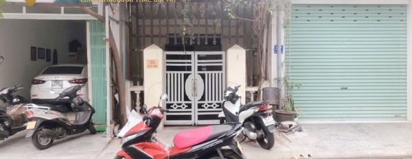 Có dt chung 91 m2 bán nhà ngay Huế, Thừa Thiên Huế hướng Nam trong căn này gồm có 2 PN với mặt đường 12 mét khách có thiện chí liên hệ ngay-03