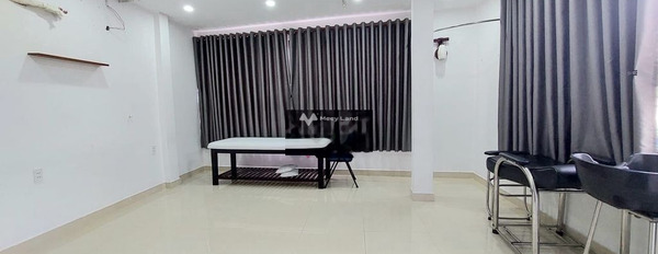 Nhà 2 phòng ngủ bán nhà bán ngay với giá cực tốt từ 7.5 tỷ có diện tích 40m2 ngay tại Nguyễn Đình Chính, Phường 11-02