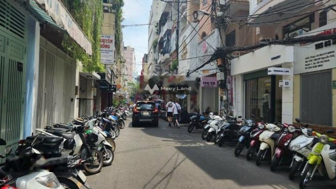 Ở tại Quận 1, Hồ Chí Minh, bán nhà, giá bán cực kì tốt 16 tỷ có diện tích chung là 53m2 còn chần chờ gì nữa