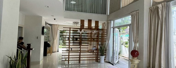 Căn này gồm có 5 PN, cho thuê nhà ở có diện tích tổng 220m2 thuê ngay với giá gốc chỉ 45 triệu/tháng vị trí đẹp Phú Mỹ, Quận 7-03