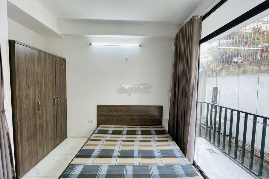 Căn hộ 1 phòng ngủ, cho thuê căn hộ vị trí đẹp tọa lạc trên Khương Trung, Hà Nội, trong căn hộ nhìn chung gồm có 1 phòng ngủ, 1 WC tiện ích bao phê-01