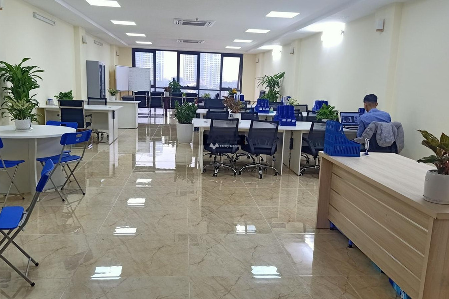 Diện tích thực đúng với trên ảnh 100m2, cho thuê nhà ở ngay trên Hoàng Mai, Hà Nội, trong ngôi nhà này 7 phòng ngủ, 8 WC dọn vào ở ngay-01