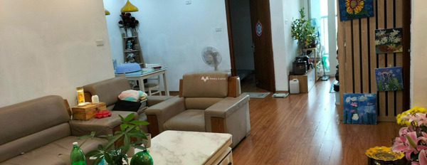 Căn hộ gồm 3 phòng ngủ, bán căn hộ vị trí thuận lợi gần Phạm Văn Đồng, Cổ Nhuế 1, căn này gồm có 3 PN, 2 WC vào ở ngay-02
