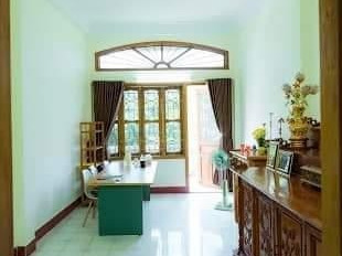 Nhà có 4 PN bán nhà ở diện tích chuẩn 70m2 bán ngay với giá tốt nhất chỉ 7.8 tỷ tọa lạc ở Hạ Lý, Hồng Bàng, hướng Bắc-03