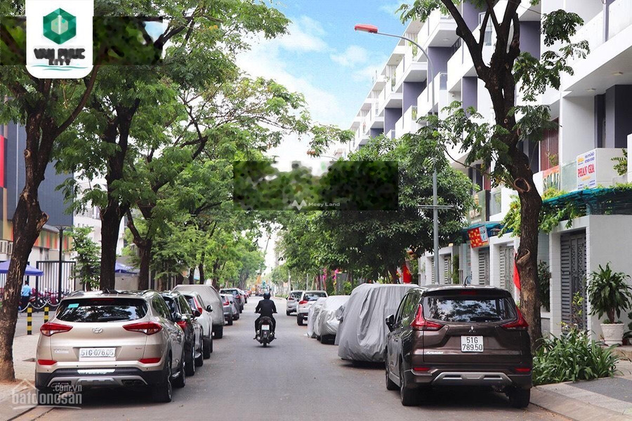 Hướng Tây - Nam, bán biệt thự có diện tích chung là 85m2 vị trí đẹp ngay trên Đường 2, Hồ Chí Minh bán ngay với giá siêu rẻ chỉ 16.3 tỷ-01