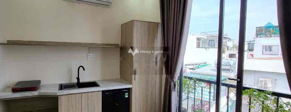 Cho thuê chung cư vị trí mặt tiền nằm ngay Nguyễn Văn Đậu, Bình Thạnh, trong căn hộ bao gồm có 1 PN, 1 WC ở lâu dài-03