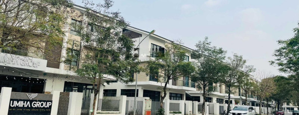 Vị trí mặt tiền nằm ở Tố Hữu, Hà Nội, bán biệt thự, bán ngay với giá rẻ bất ngờ chỉ 20 tỷ diện tích trong khoảng 176m2 vị trí trung tâm-02