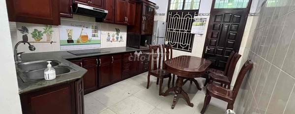 Nhà gồm 8 phòng ngủ cho thuê nhà ở diện tích khoảng là 40m2 giá thuê công khai chỉ 20 triệu/tháng vị trí tại Nghĩa Đô, Hà Nội-02