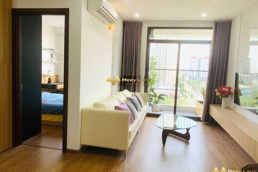 Vị trí thuận lợi ngay trên Phường Hà Cầu, Hà Nội, bán chung cư giá mềm chỉ 1.88 tỷ, hướng Đông Bắc, trong ngôi căn hộ này gồm 2 phòng ngủ, 2 WC vị trí...-01