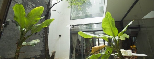 Với diện tích thực 250m2, bán biệt thự vị trí đẹp nằm tại Phú Nhuận, Hồ Chí Minh, trong nhà có tổng 10 phòng ngủ, đường đi 12 m nhà phong thủy tốt-02