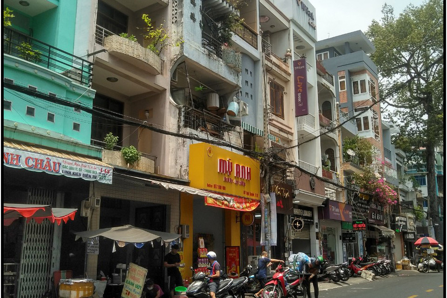 Nhà phố tiện kinh doanh 1 trệt 3 lầu Ngô Quyền, Quận 10, Hồ Chí Minh-01