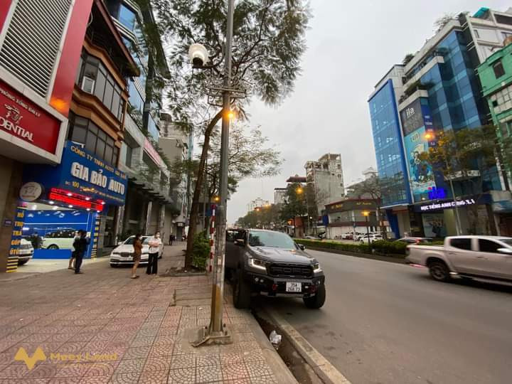 Bán nhà phố Nguyễn Văn Cừ 190m2, 3 tầng, mặt tiền 5,6m, giá 54,5 tỷ, Long Biên-01