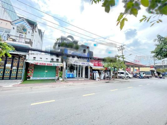 Vị trí thuận lợi nằm trên Quận 7, Hồ Chí Minh bán nhà giá bán công khai chỉ 12.95 tỷ có diện tích gồm 135m2 tổng quan căn này 6 PN vị trí siêu đẹp-01