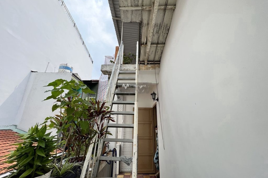 Cho thuê căn hộ vị trí hấp dẫn nằm ở Trần Quốc Thảo, Hồ Chí Minh, giá thuê đề xuất chỉ 18 triệu/tháng diện tích chung quy 120m2-01