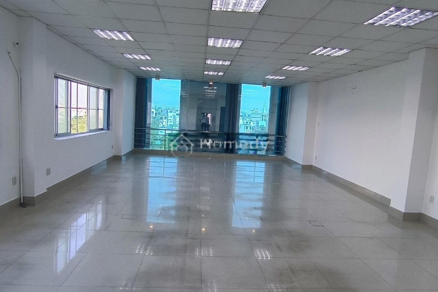 Giá 130 triệu/tháng, cho thuê nhà có diện tích khoảng 700m2 tọa lạc ngay trên Trường Sơn, Quận 10 giá có thể fix-01