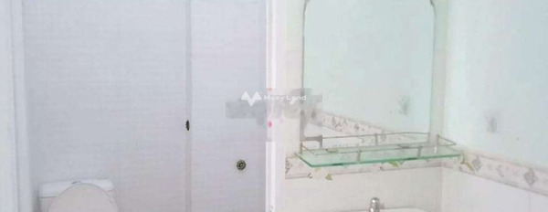 Nhà lầu 3 phòng ngủ máy lạnh hẻm đường QL 91B cách chợ Bà Bộ 1km -02