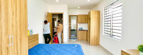 Có diện tích tổng 35m2 cho thuê phòng trọ vị trí đẹp tại Quận 2, Hồ Chí Minh căn phòng có nội thất đương đại Đầy đủ giá ưu đãi-02