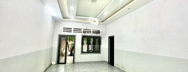 Nhà 2 PN cho thuê nhà ở có diện tích là 135m2 giá thuê hấp dẫn từ 18 triệu/tháng Phía trong Biên Hòa, Đồng Nai-03