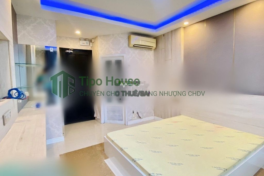 Nhà này gồm có 10 phòng ngủ, cho thuê nhà ở diện tích vừa phải 64m2 thuê ngay với giá từ 35 triệu/tháng vị trí đẹp ngay Quận 5, Hồ Chí Minh-01
