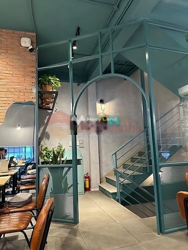 Diện tích rộng 80m2, cho thuê nhà ở mặt tiền nằm tại Phường 15, Quận 10, tổng quan trong nhà 3 phòng ngủ, 4 WC giá rẻ bất ngờ-01