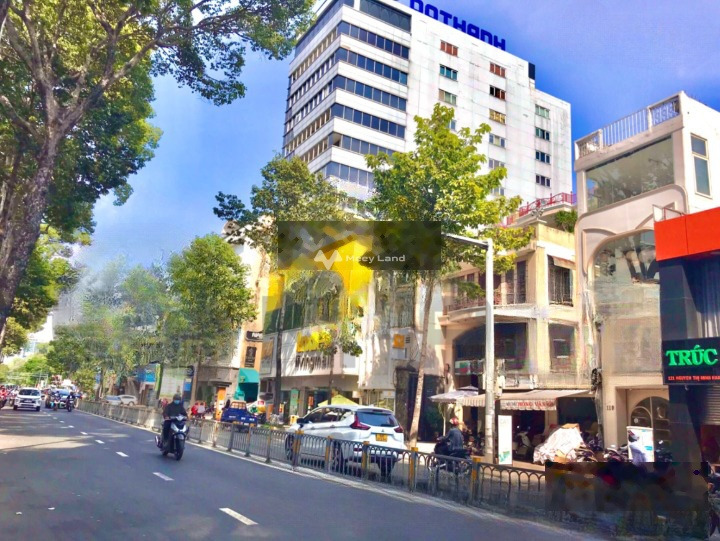Mặt tiền nằm ngay tại Tân Định, Quận 1 cho thuê nhà giá thuê gốc chỉ 165 triệu/tháng-01
