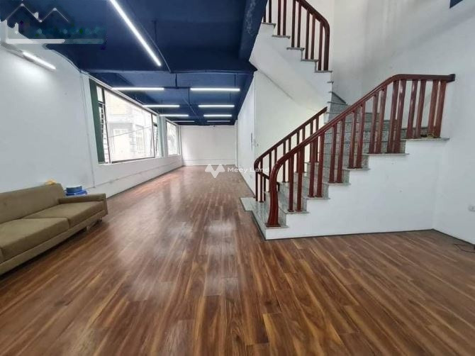 Diện tích 150m2, bán biệt thự vị trí nằm trên Đông Anh, Hà Nội, căn này gồm có 4 phòng ngủ, với mặt đường rộng 8 mét lh biết chi tiết-01