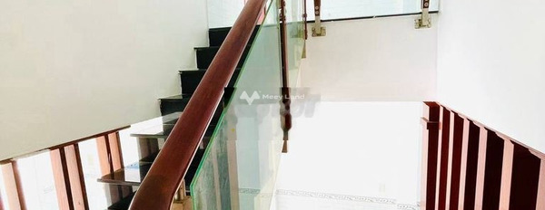 DT 100m2 bán nhà ở vị trí mặt tiền tọa lạc tại Quốc Lộ 50, Cần Giuộc hướng Đông Nam trong nhà nhìn chung gồm 4 phòng ngủ 2 WC còn chần chờ gì nữa-02