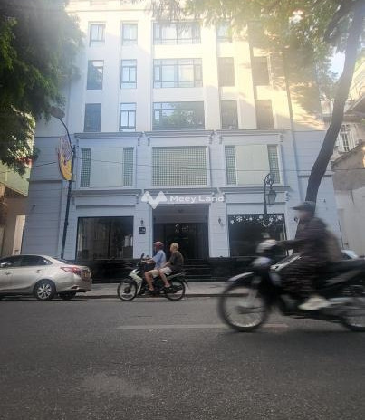 Cần bán nhanh nhà mặt phố đẹp 8 tầng, 330m2 tại phố Tràng Thi, Hoàn Kiếm, giá 195 tỷ