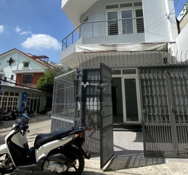 Vị trí đẹp Hiệp Bình Chánh, Hồ Chí Minh cho thuê nhà thuê ngay với giá thỏa thuận 24 triệu/tháng, căn nhà bao gồm có 5 PN, 6 WC-01