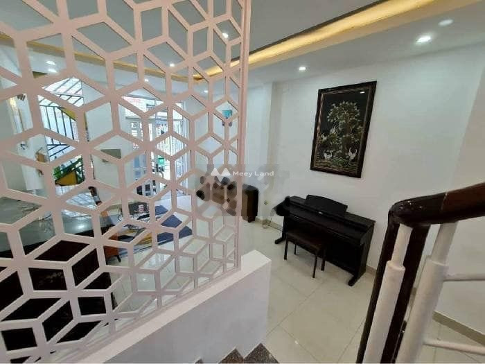 Bán nhà có diện tích gồm 68.4m2 vị trí thuận lợi ở Huỳnh Thiện Lộc, Tân Phú giá bán đề xuất từ 5.9 tỷ trong căn này có 3 phòng ngủ-01