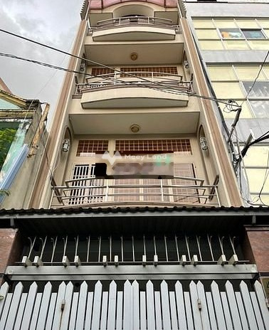 Bây giờ tôi cho thuê shophouse có một diện tích là 222m2 với giá rẻ chỉ 33 triệu/tháng vị trí mặt tiền ở Quận 1, Hồ Chí Minh vị trí đắc địa