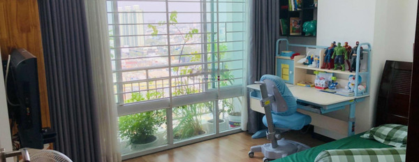 Bán chung cư vị trí đặt nằm ngay Phường 11, Hồ Chí Minh, trong căn hộ tổng quan có 3 phòng ngủ, 3 WC khu vực dân cư-02