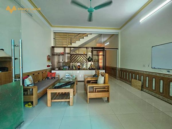 Bán nhà 2 tầng 150m2 rẻ nhất Vĩnh Yên-01