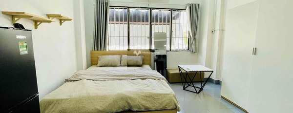 Trong căn hộ bao gồm có 1 phòng ngủ, cho thuê căn hộ vị trí đặt tọa lạc ngay trên Lê Văn Duyệt, Hồ Chí Minh, 1 WC thuận tiện di chuyển-02