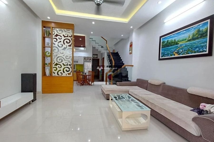 Vị trí ở An Nhơn, Sơn Trà cho thuê nhà thuê ngay với giá mềm 16 triệu/tháng, tổng quan trong nhà 3 phòng ngủ, 3 WC-01