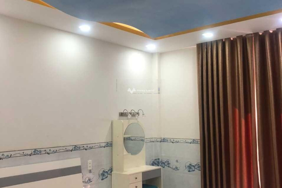 Vị trí mặt tiền ngay tại Lê Hồng Phong, Khánh Hòa cho thuê nhà thuê ngay với giá cơ bản 18 triệu/tháng, trong ngôi nhà này 3 phòng ngủ, 4 WC-01