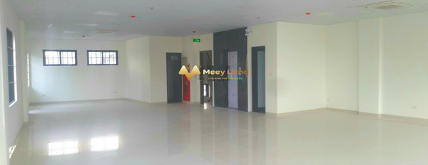 Thuê ngay với giá hiện tại chỉ 27 triệu/tháng cho thuê sàn văn phòng nằm trên Tây Hồ, Hà Nội với tổng diện tích 165 m2-02