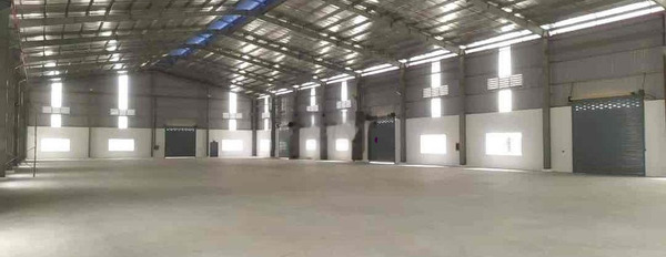 KHO XƯỞNG ĐẸP MỚI(1200m2)MT CONT 40FIX,TRẦN CAO,CÓ GÁC -03