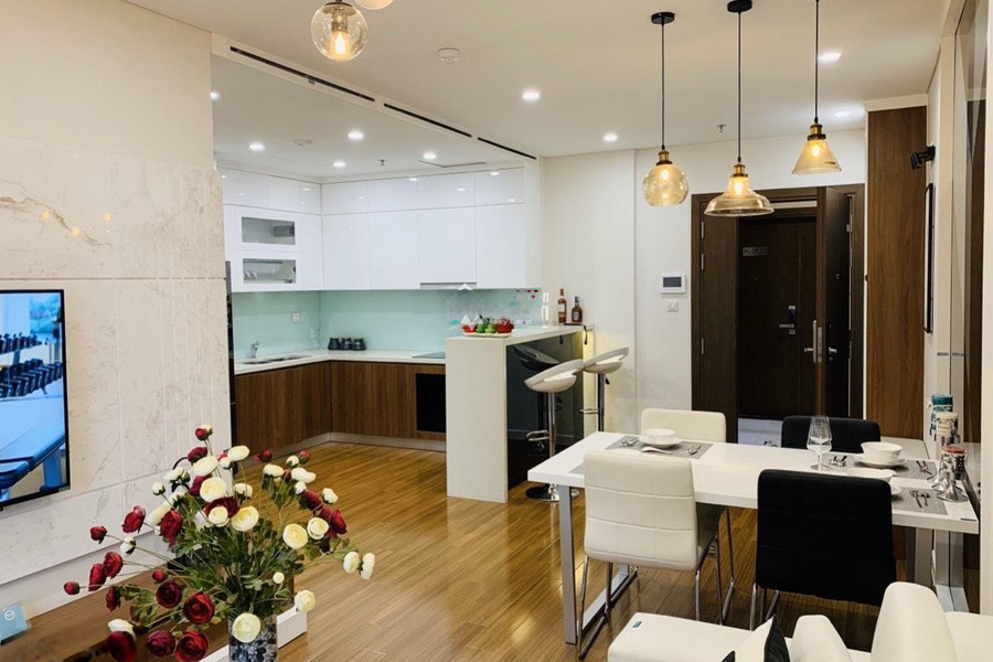 Bán chung cư với tổng diện tích 105m2 vị trí đặt ở Phạm Hùng, Hà Nội, hướng Đông - Bắc, ngôi căn hộ này gồm 4 phòng ngủ 3 WC ban công view đẹp-01