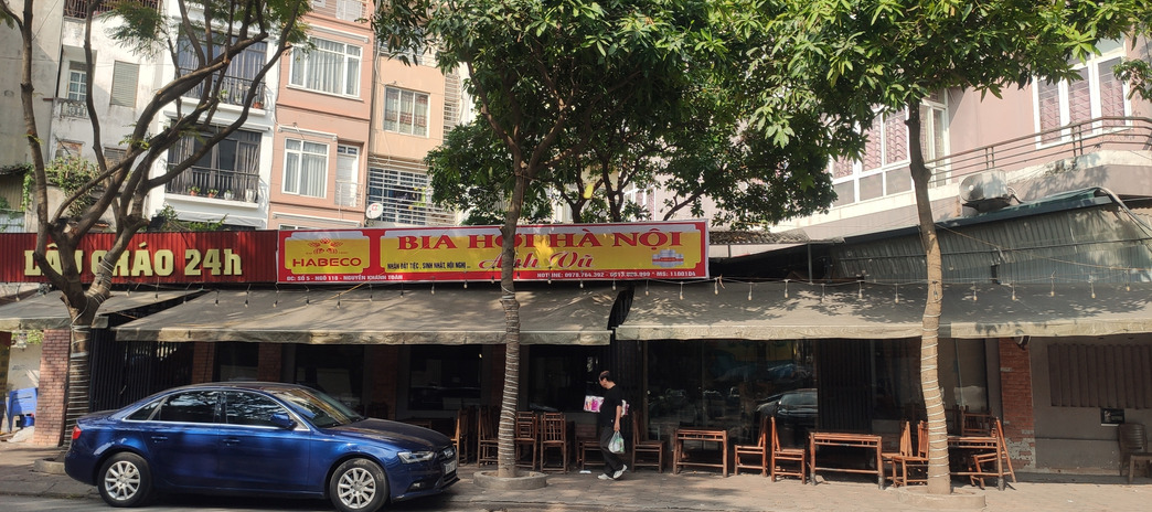 Cho thuê mặt bằng kinh doanh mặt phố Nguyễn Trãi diện tích 100m2, mặt tiền 10m, giá thuê 72 triệu/tháng
