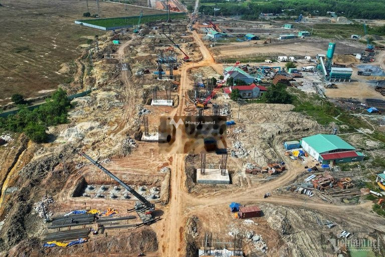 Từ 570 triệu bán đất toàn bộ khu vực có diện tích 1100m2 vị trí đẹp ngay trên Phượng Vỹ, Xuân Lộc-01