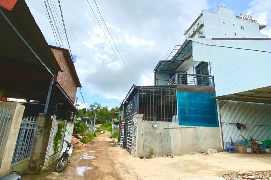 Nhà hẻm 6m Quang Trung, Phường 2, thành phố Bảo Lộc, 5 x 16m, full thổ cư, giá 2 tỷ-01