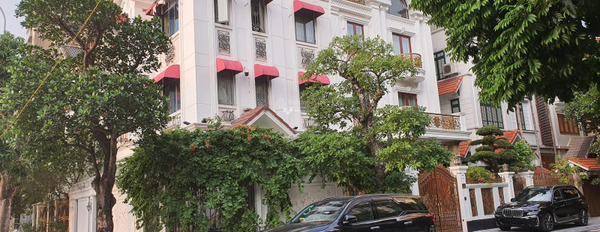 Trung Hòa, Hà Nội, bán biệt thự, giá bán đặc biệt từ 35 tỷ tổng diện tích 135m2, ngôi nhà có tổng cộng 2 PN ban công view đẹp-02