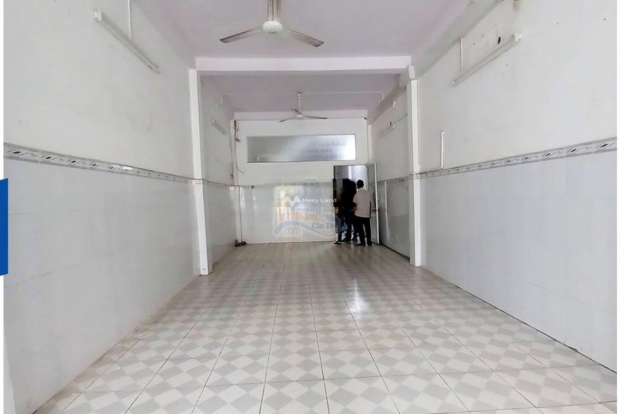 Cho thuê nhà ở diện tích gồm 100m2 giá thuê sang tên 22 triệu/tháng mặt tiền tọa lạc trên Lý Tự Trọng, Ninh Kiều-01